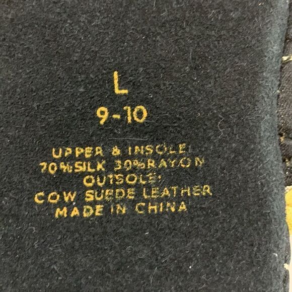 CiccaBella Size 9-10 silk House slippers and cosmetic bag. - Picture 4 of 8